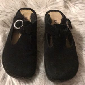Alegria shoes size 38